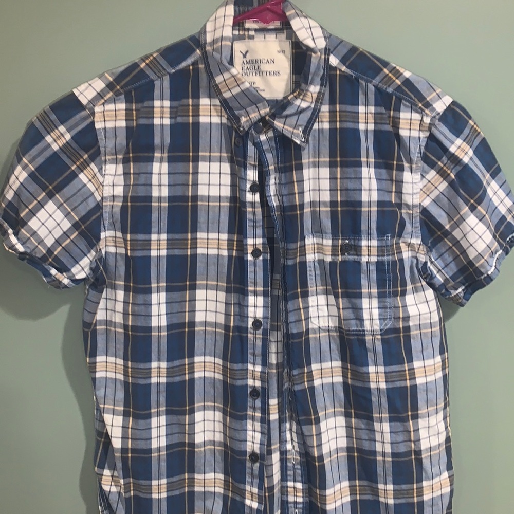 American eagle size extra small. casual buttondown